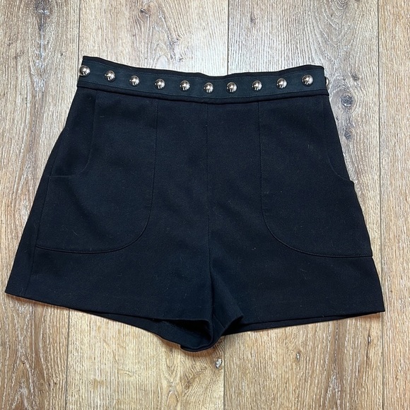 Red Valentino Black Studded Waist Shorts Size 44/6US - Picture 2 of 9